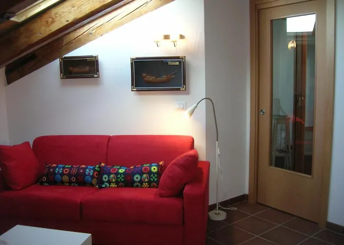 Alabarda ホテル 2*